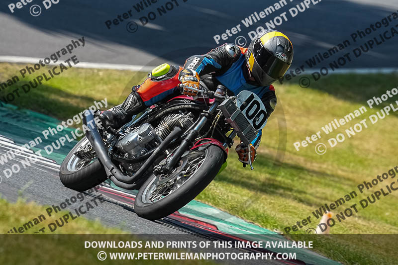 cadwell park;cadwell park photographs;cadwell trackday photographs;enduro digital images;event digital images;eventdigitalimages;peter wileman photography;racing digital images;trackday digital images;trackday photos